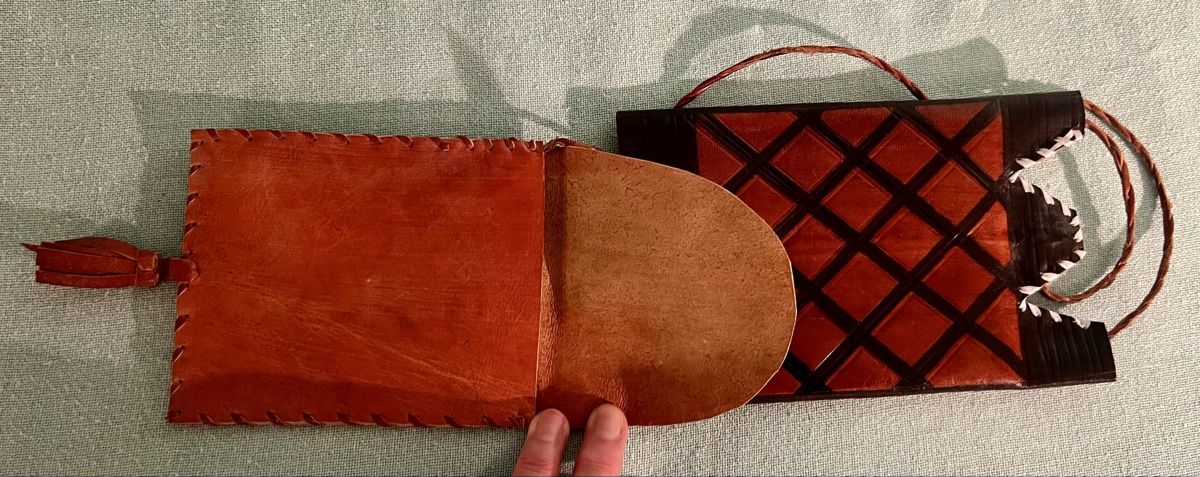 Brieftaschen: Porte-monnaie pochette cuir teinté artisanat touareg – Neu (gemäss Beschreibung) aus Genève von DELIRBEADS 1
