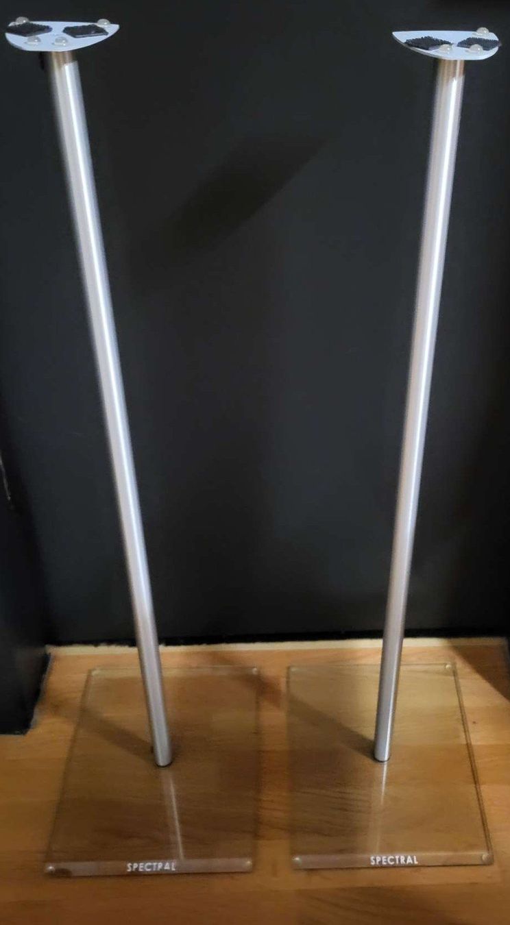 Spectral Supporti a parete: Design Lautsprecherständer Spectral DS92 – Usato da Cudrefin venduto da GalliumRicardo
