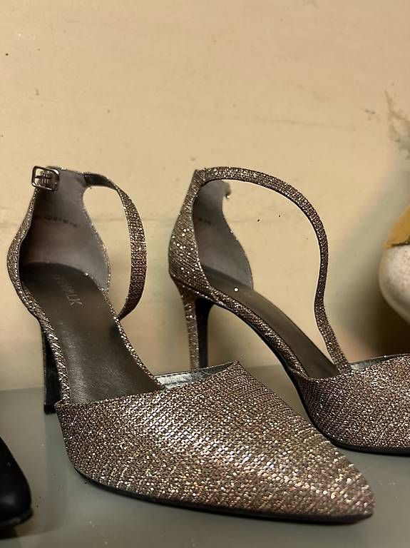 Scarpe da donna: Schuhe High Heels  – Usato da Sulgen venduto da AldinaA. 1