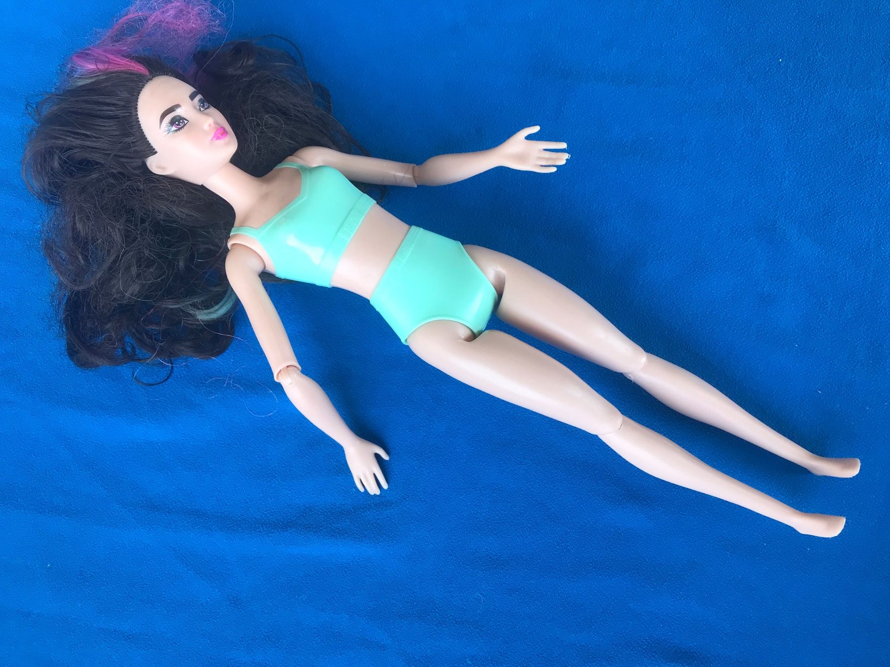Bambole: Articulated Barbie doll – Usato da Onex venduto da johnca 2