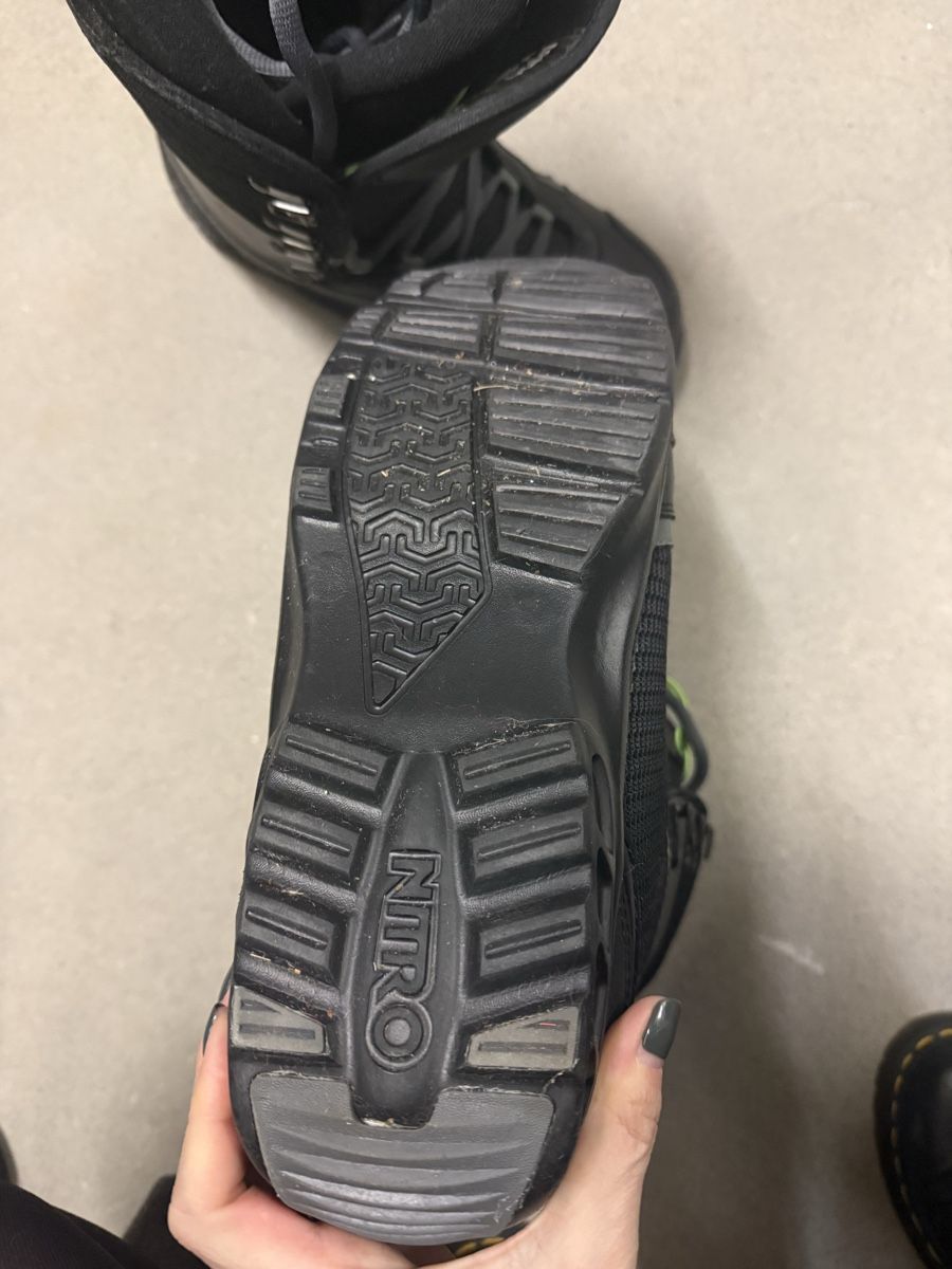 Snowboard Nitro Scarpe da uomo: Botte de snow Nitro 44 2/3 – Usato da Biel/Bienne venduto da Abeille01 3
