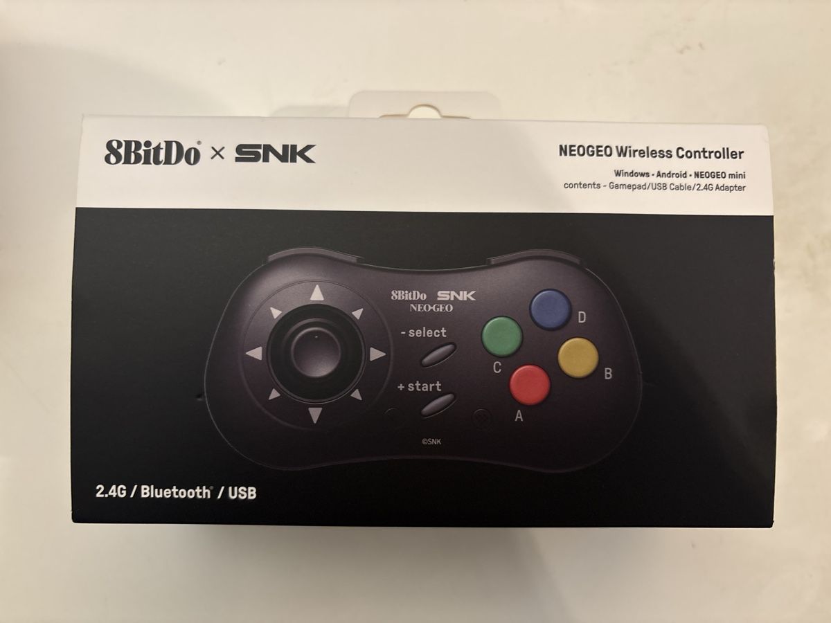 Controller: 8BitDo SNK NeoGeo Wireless Controller neu in OVP – Neu (gemäss Beschreibung) aus Roggliswil von Marla1 2