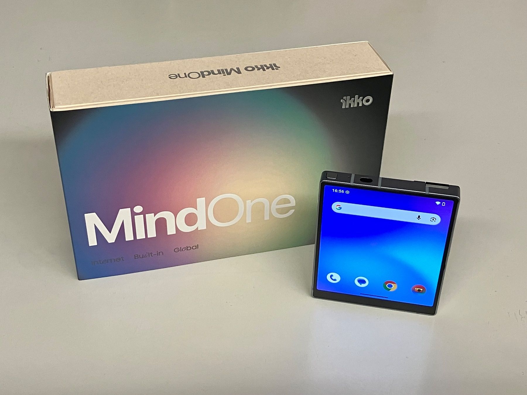Telefoni cellulari / Smartphones: Ikko MindOne Pro – Nuovo (secondo la descrizione) da Zürich venduto da termolux