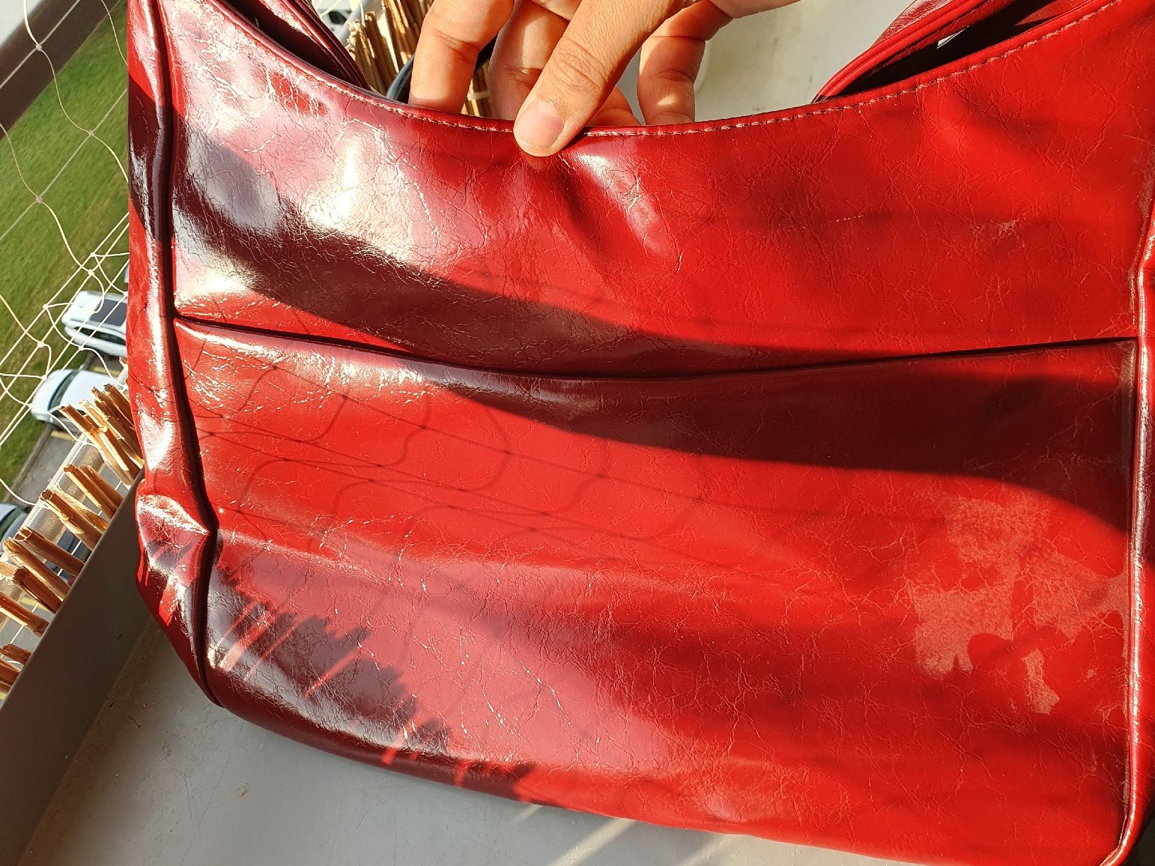 Borse da donna: Sac à main rouge verni  – Nuovo e nell'imballaggio originale da Prilly venduto da Framboise.2000 2