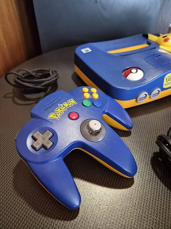 Nintendo Console: Nintendo 64 Pokémon Pikachu Edition – Usato da Berg TG venduto da pas_mft2 1