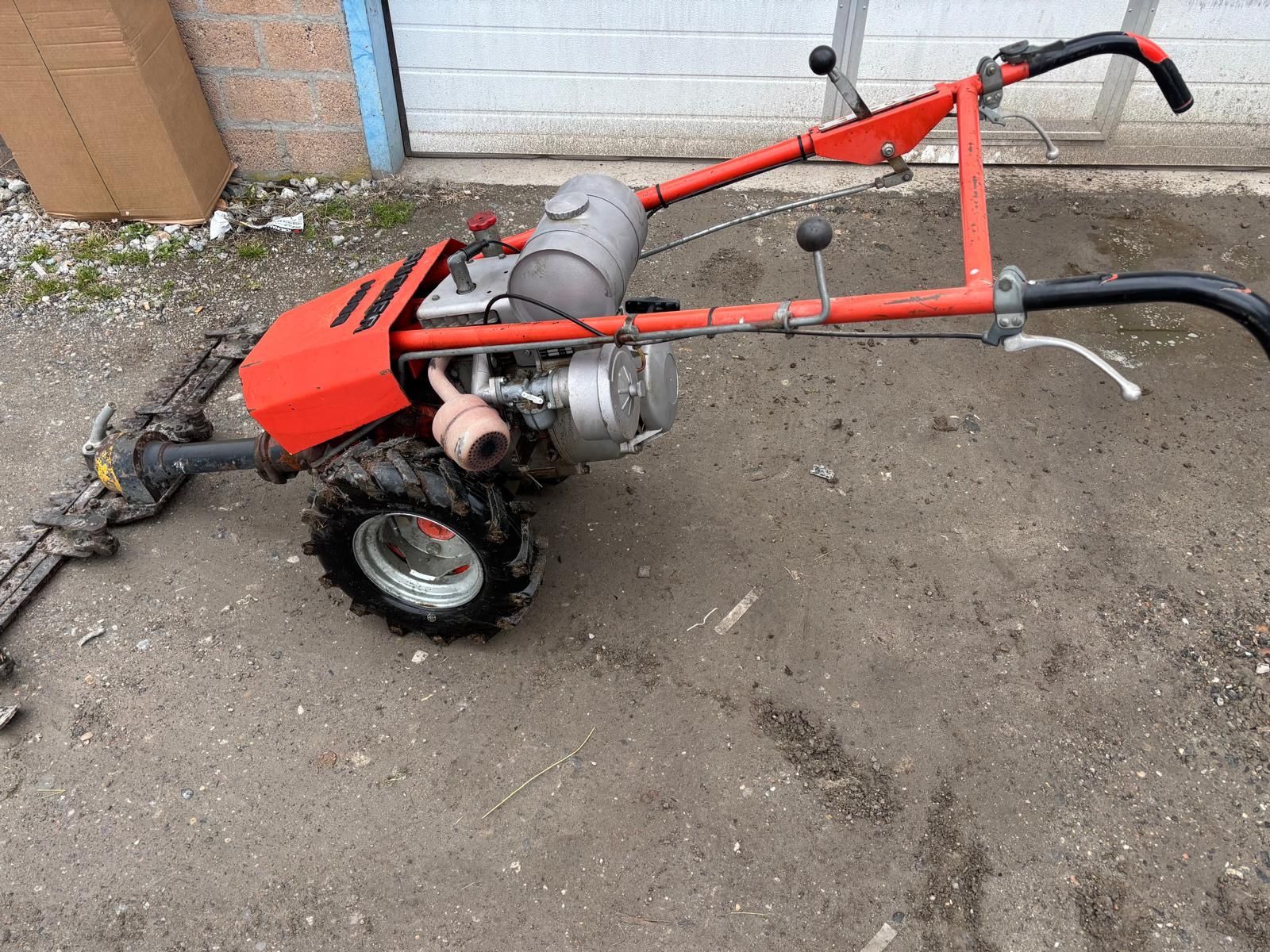 Bucher Tutte le macchine: Motormäher Bucher M300 – Usato da Grono venduto da laz_nx8q 2