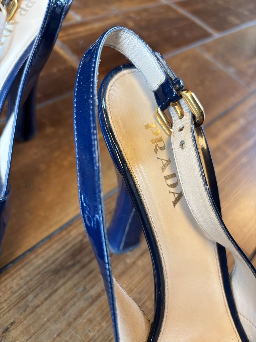 Prada Scarpe da donna: Sandales Prada bleu roi 39.5 – Usato da Dotzigen venduto da SecondHandGems 3