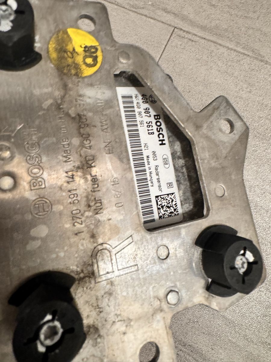 Audi Tutti pezzi di ricambio auto: Audi Radarsensor - 4G0 907 561B – Usato da Horw venduto da dancav 2