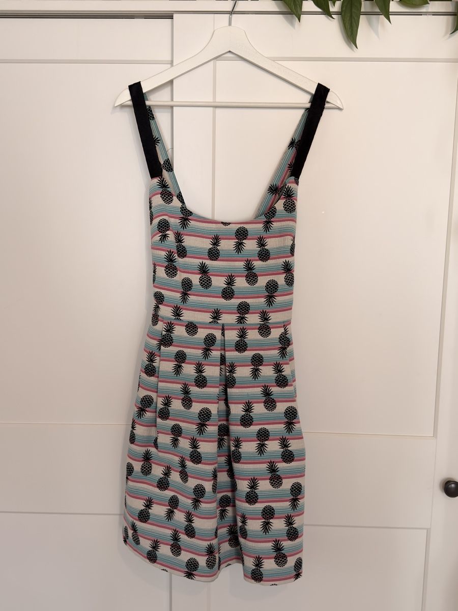 Zara Kleider: Kleid mit Ananas Muster Grösse L  – Gebraucht aus Sorvilier von Ms.Meow 2
