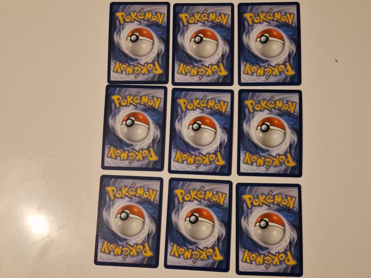 Pokémon Cartes à collectionner: Pokemon evoli + evolution – D'occasion à Nyon par jer_7wnn 1