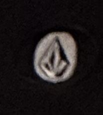 Maglioni & Felpe: Volcom Herren Kapuzenpullover schwarz grau Grösse S gebrauch – Usato da zürich venduto da PatCat02 4