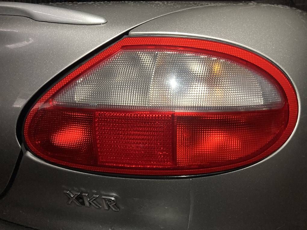 Jaguar Fari: feu arrière gauche Jaguar xk8 xkr – Usato da Bullet venduto da ghe_syw9 1
