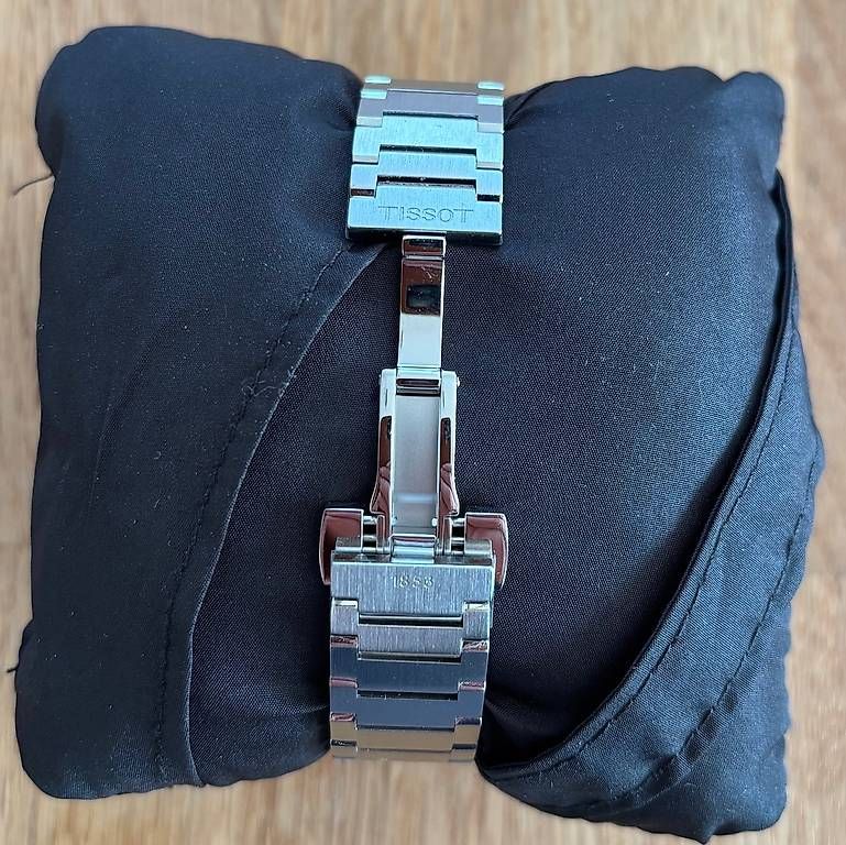 Montres: TISSOT-Damenuhr – Neuf avec emballage d'origine à Bassersdorf par ella98 2