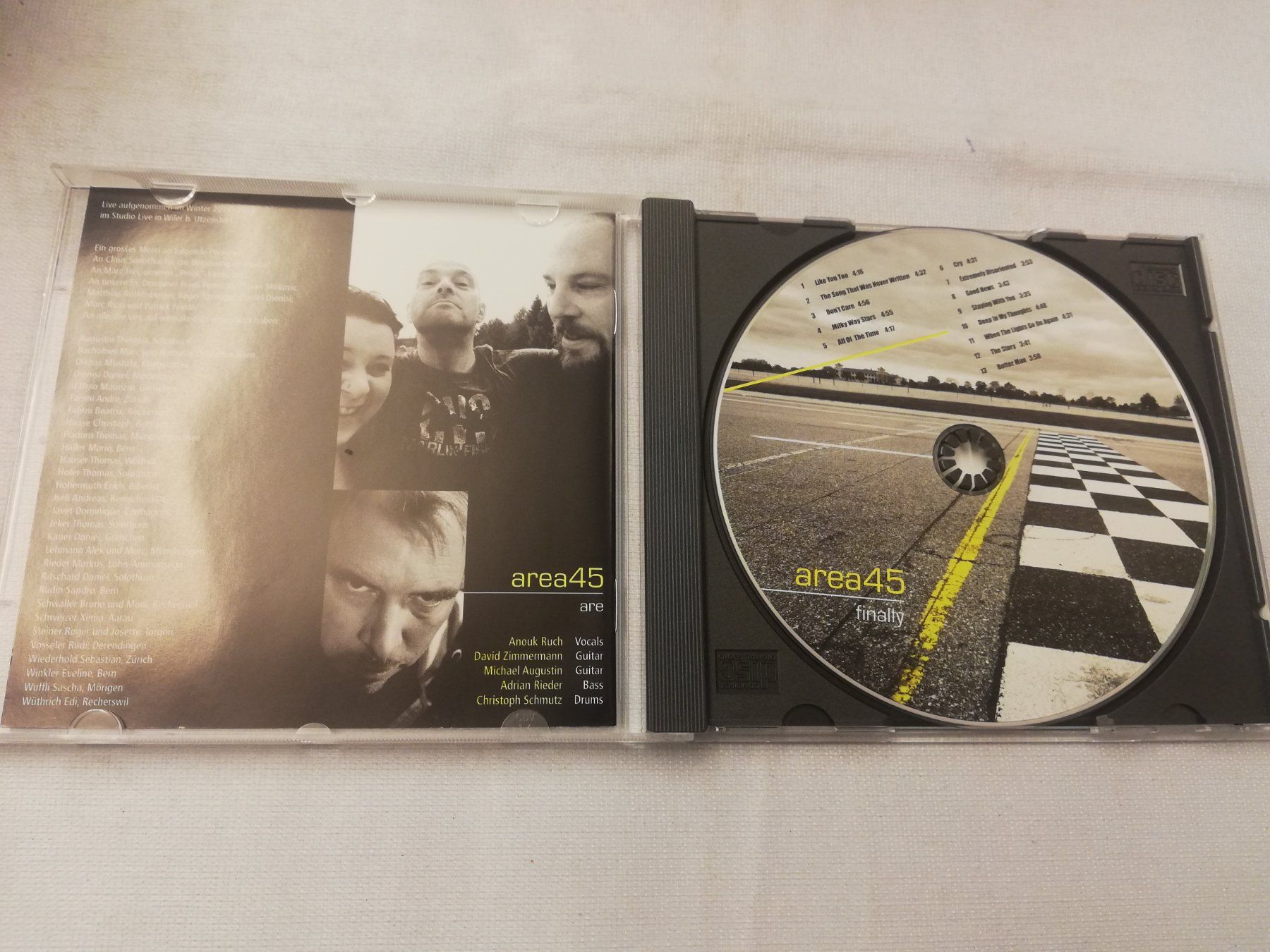 CDs: AREA45 - FINALLY – D'occasion à Bern par Vinylsound.ch 2