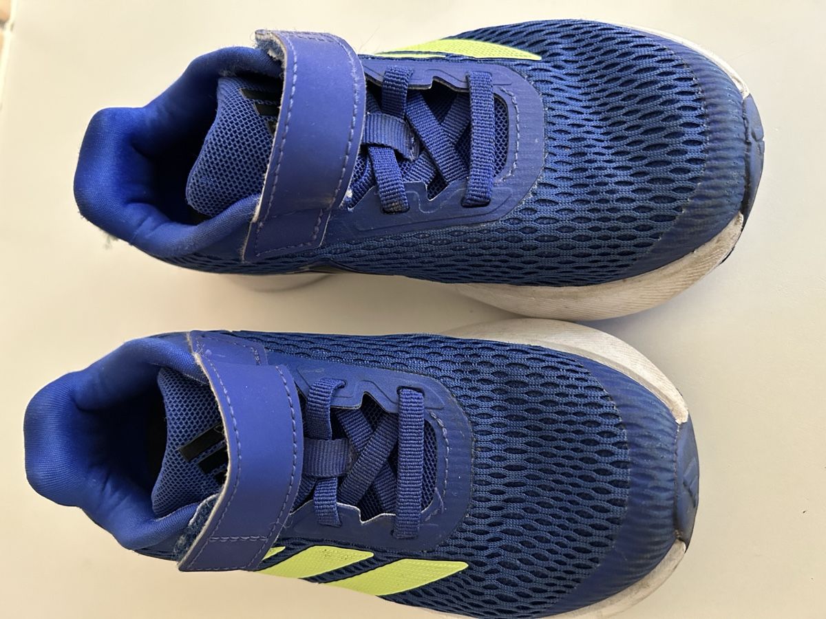Adidas Scarpe per ragazzi: Baskets Adidas / taille 28 – Usato da Meyrin venduto da Bronx86 1