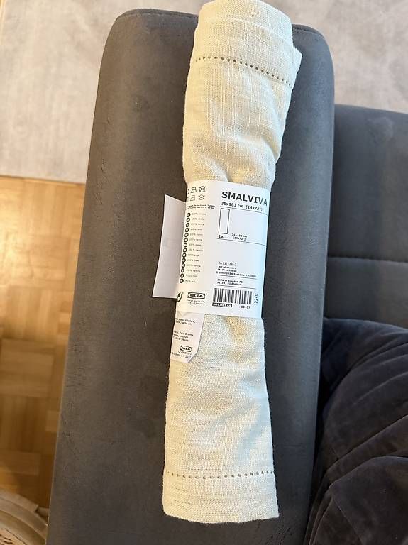 Altra biancheria da tavola: IKEA SMALVIVA TISCHLÄUFER – Usato da Winterthur venduto da fij_f65r