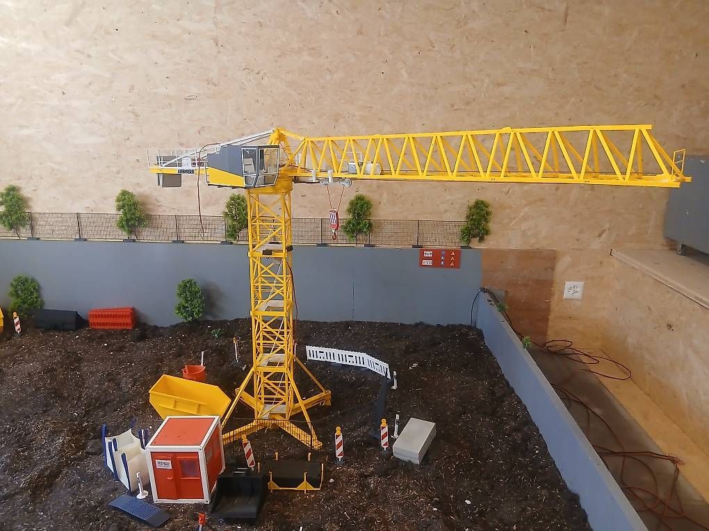 Liebherr Kräne: Turmdrehkran – Gebraucht aus Eichberg von luk_6sxq 4