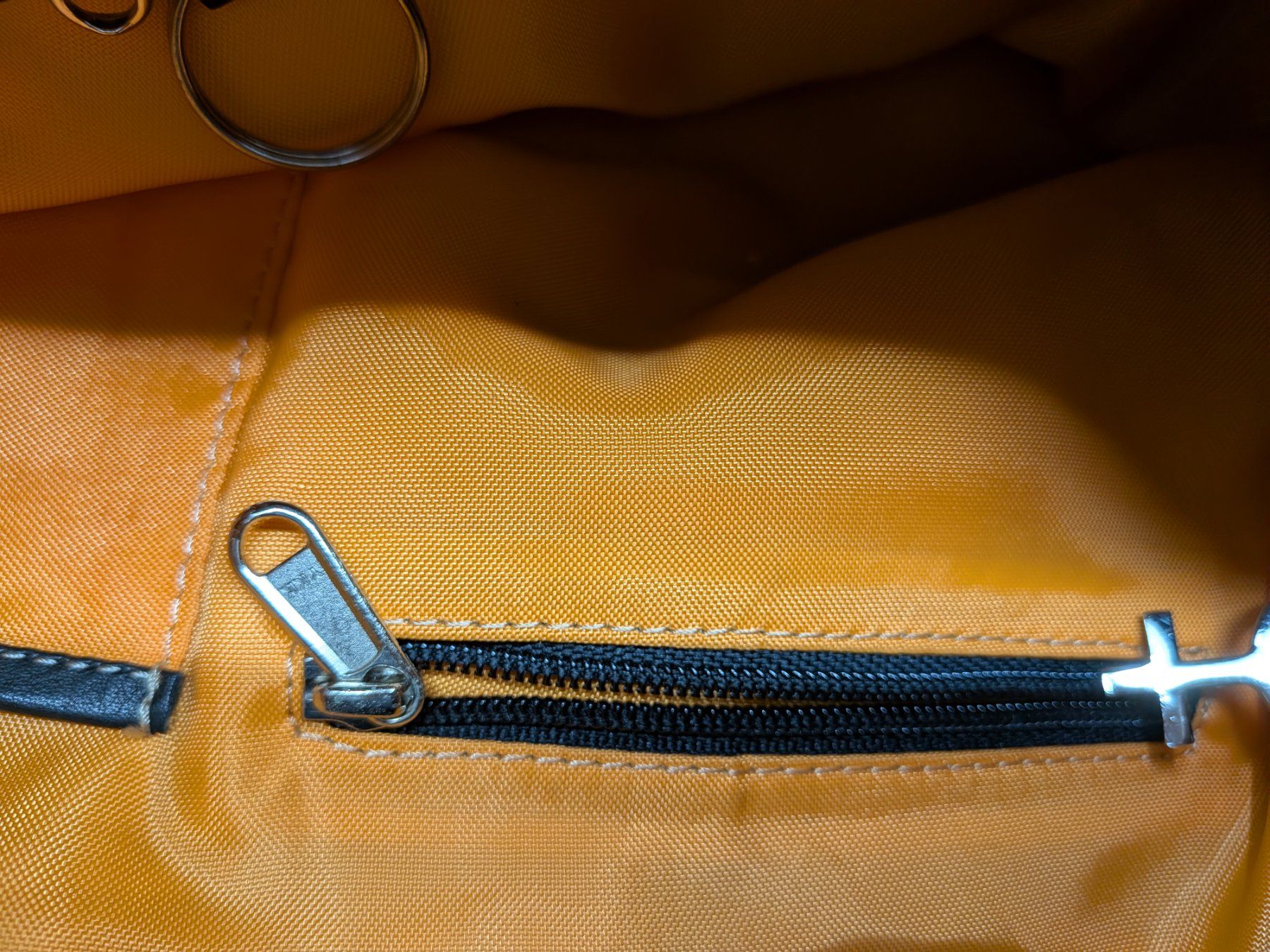 Borse da donna: Aimee Handtasche Umhängetasche – Usato da Emmen venduto da magelan 5
