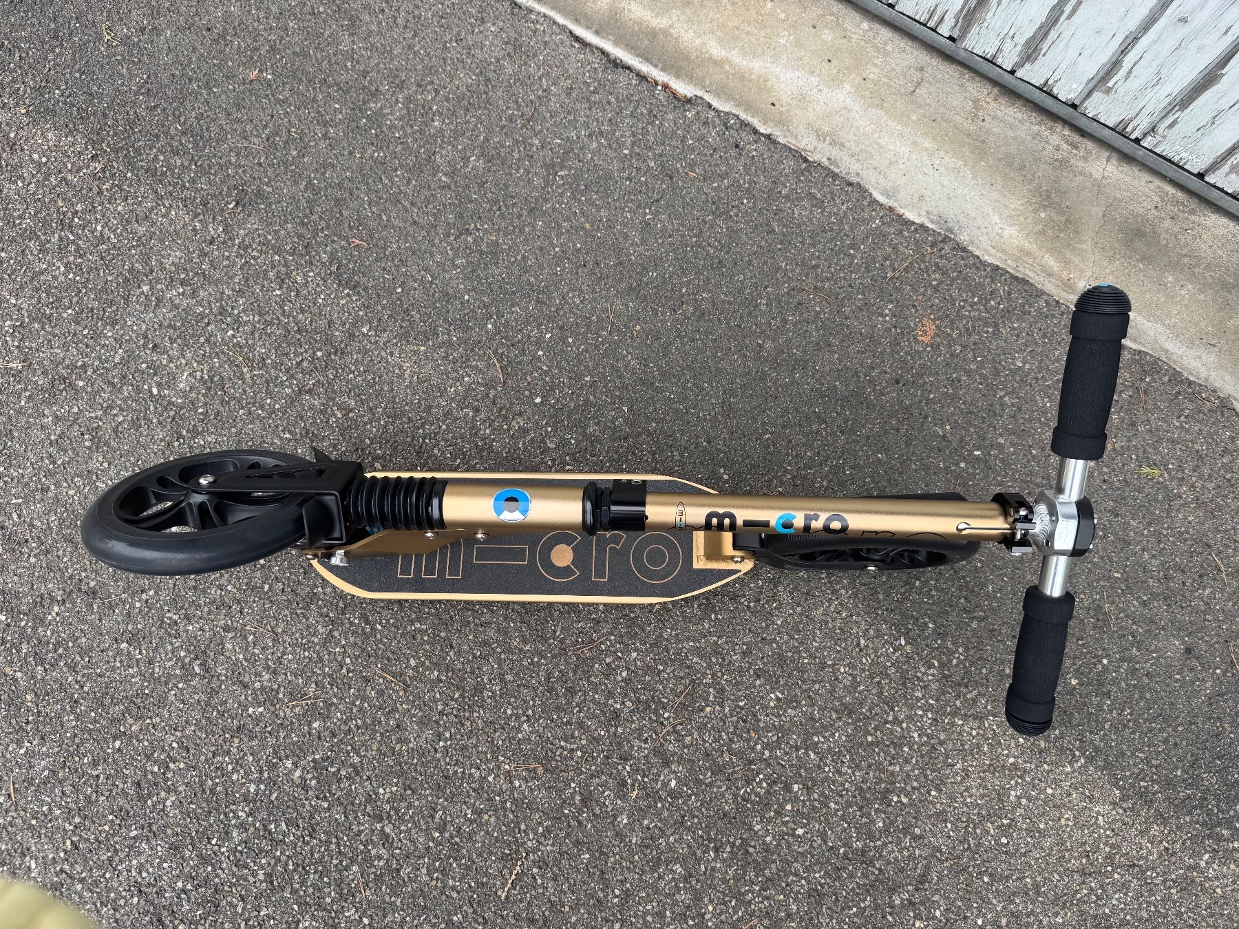 Micro Kickboard: Micro Suspension Scooter – Nuovo (secondo la descrizione) da Nürensdorf venduto da Melancholy79 6
