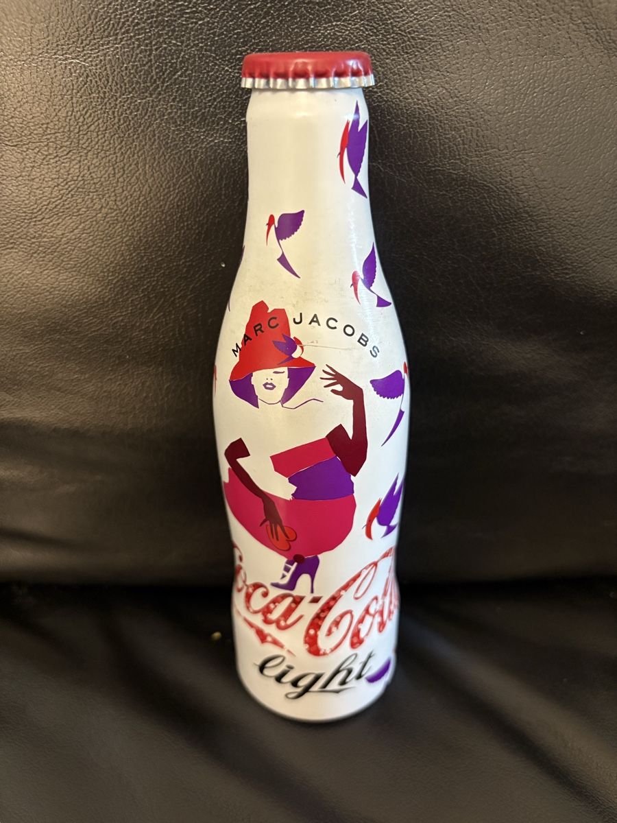 Coca-Cola Altro in Stoviglie & Bicchieri: Coca Cola Light Flasche, Marc Jacobs Design, Sammler! – Usato da Bremgarten AG venduto da Karita01
