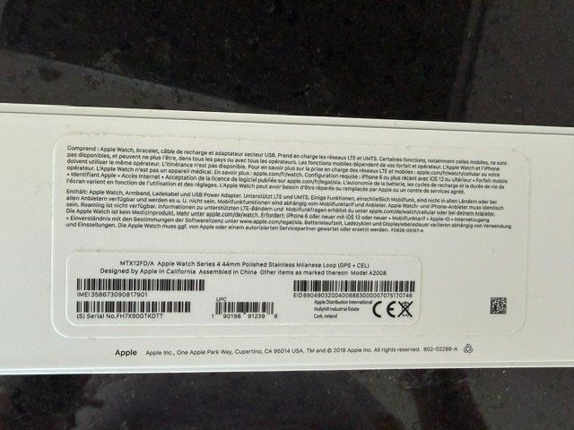Apple Smartwatch: apple watch 4 – D'occasion à Lachen SZ par cacatuda 7