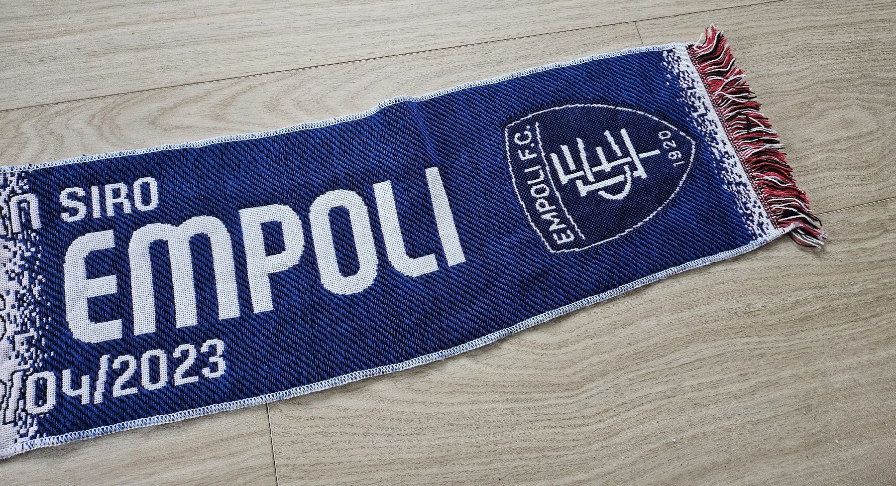 Foulard & Sciarpe: Echarpe de foot Milan vs Empoli, édition limitée – Usato da La Joux FR venduto da car_ck96 3