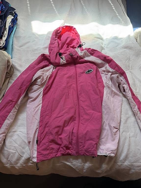 Giacche: Corteiz Jacket pink – Usato da Geuensee venduto da mar_ld75 1