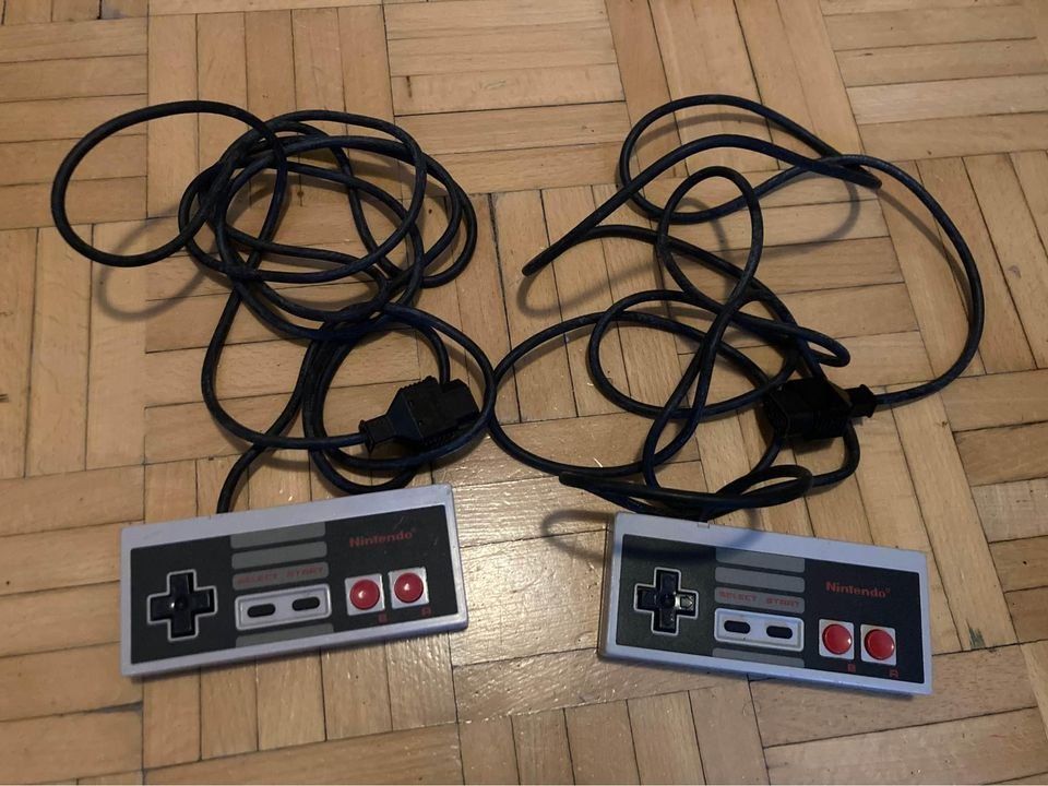 2x Retro Nintendo Controller (original) | Kaufen auf Ricardo