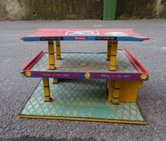 Spielzeug Garage aus Holz