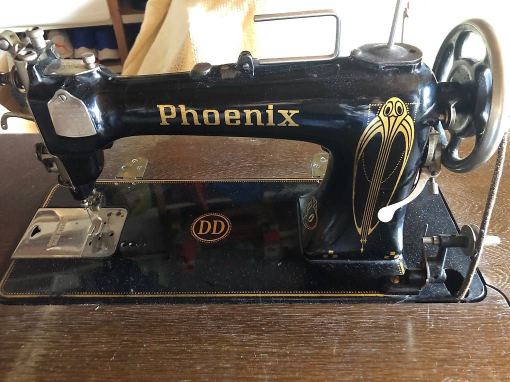 Machines à coudre: Nähmaschine antik – D'occasion à Hirzel par i4family
