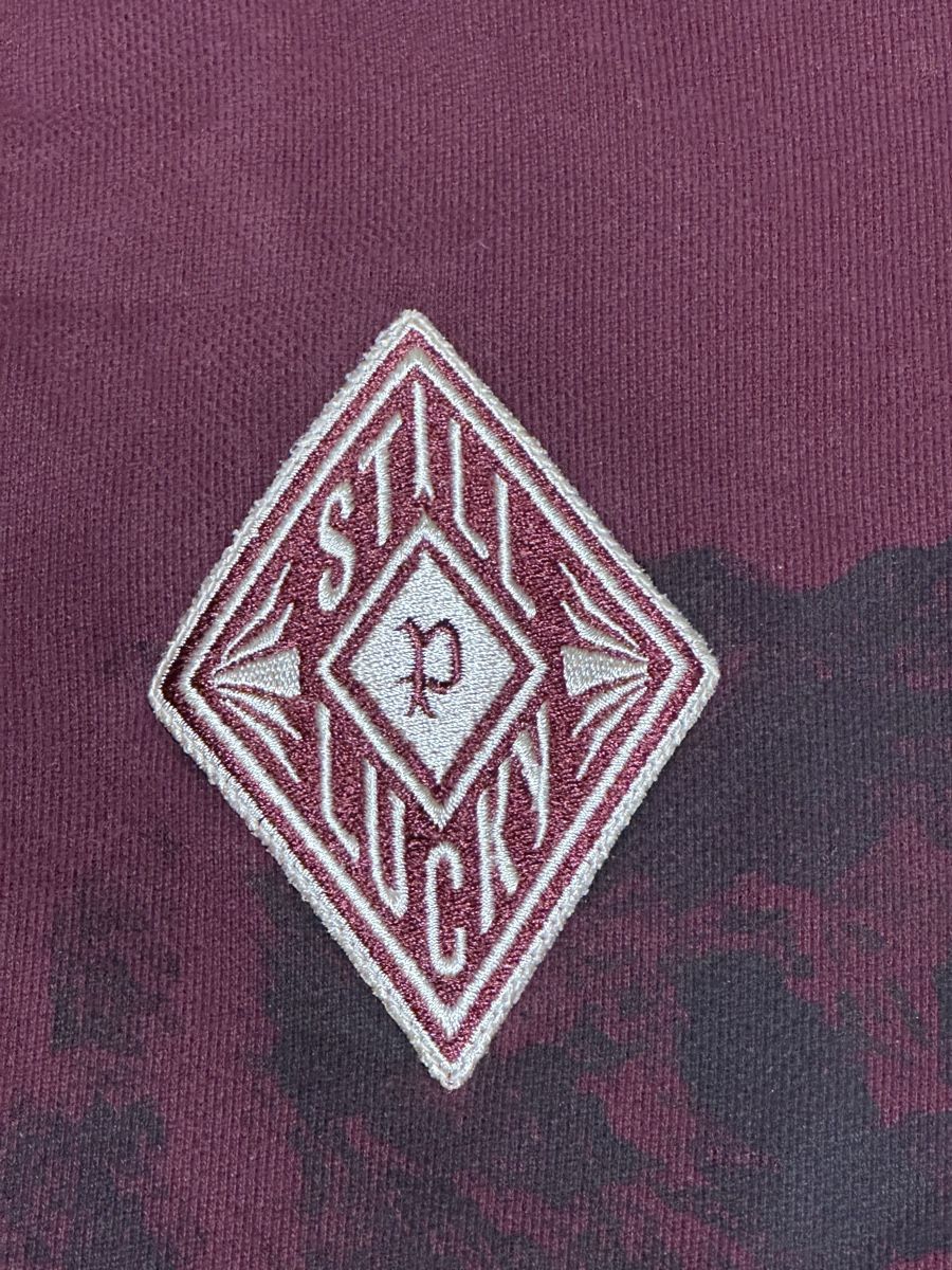 Maglioni & Felpe: Peso Nevada Pullover Bordeaux Rot Grösse L – Usato da Aarau Rohr venduto da braendlibeni 1