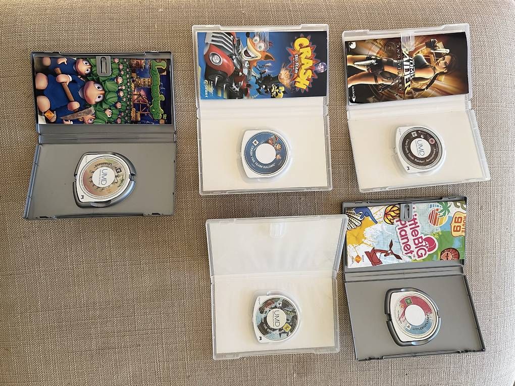 Console: Sony PSP Bundle top Zustand  – Usato da Schöfflisdorf venduto da Renf68 4