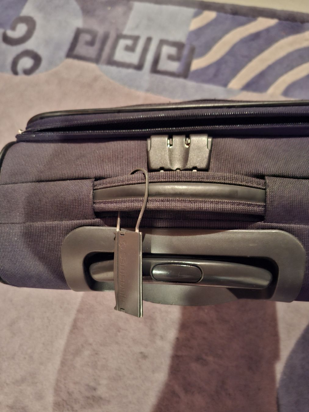 Samsonite Reisekoffer: Klein Koffer Samsonite – Gebraucht aus Dietlikon von Asany 1