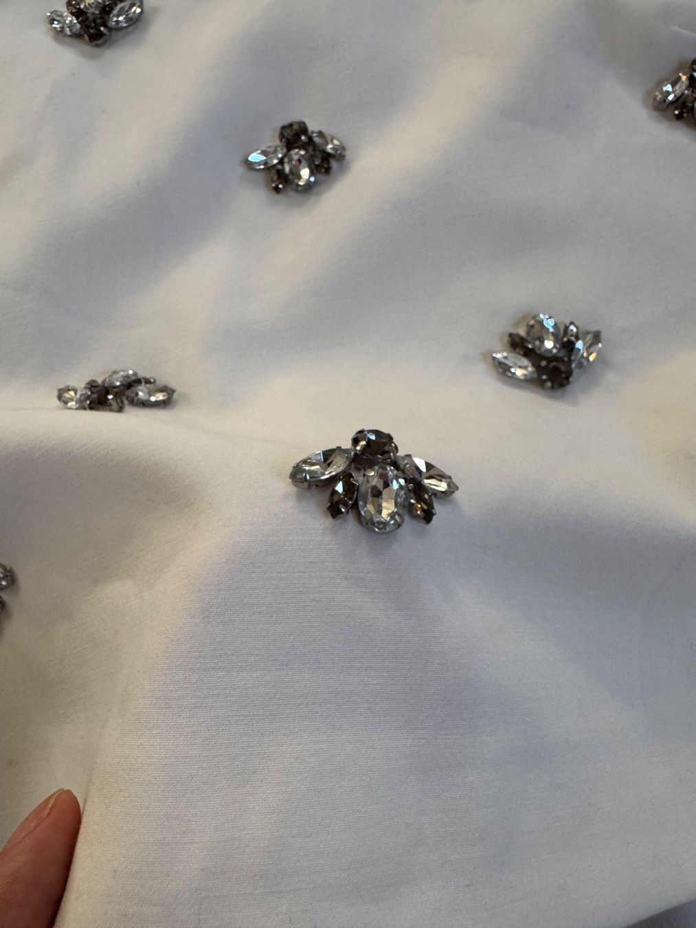 T-shirt: Maglietta bianca con applicazioni – Usato da Ascona venduto da ele_h6dk 3