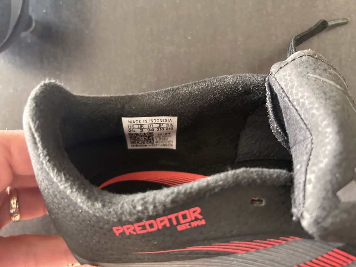 Adidas Scarpe per ragazzi: Predator Fussballschuhe 34 – Usato da Amden venduto da roatan01 2