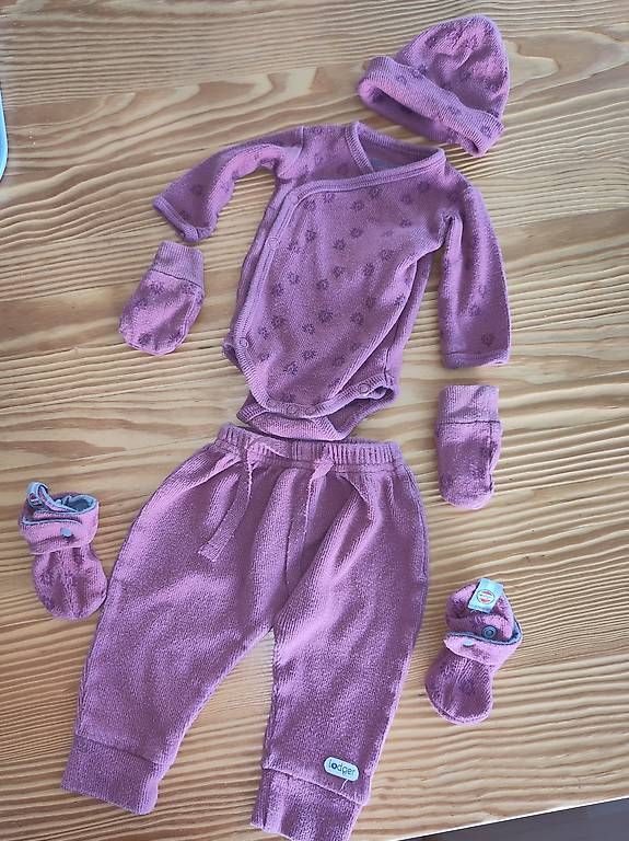 Lotti & Set di vestiti: Baby Body Set mit Hose Gr. 56 – Usato da Uznach venduto da Claudi1186 3