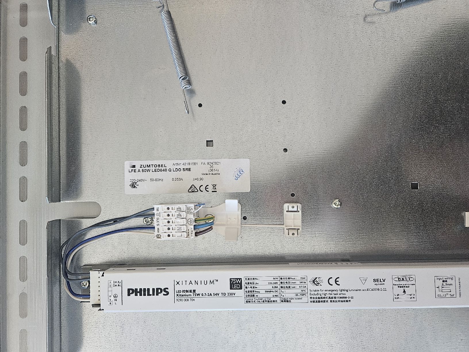 Zumtobel Lampadari & plafoniere: Deckenleuchten Zumtobel – Usato da Matten b. Interl venduto da Christelle13 3