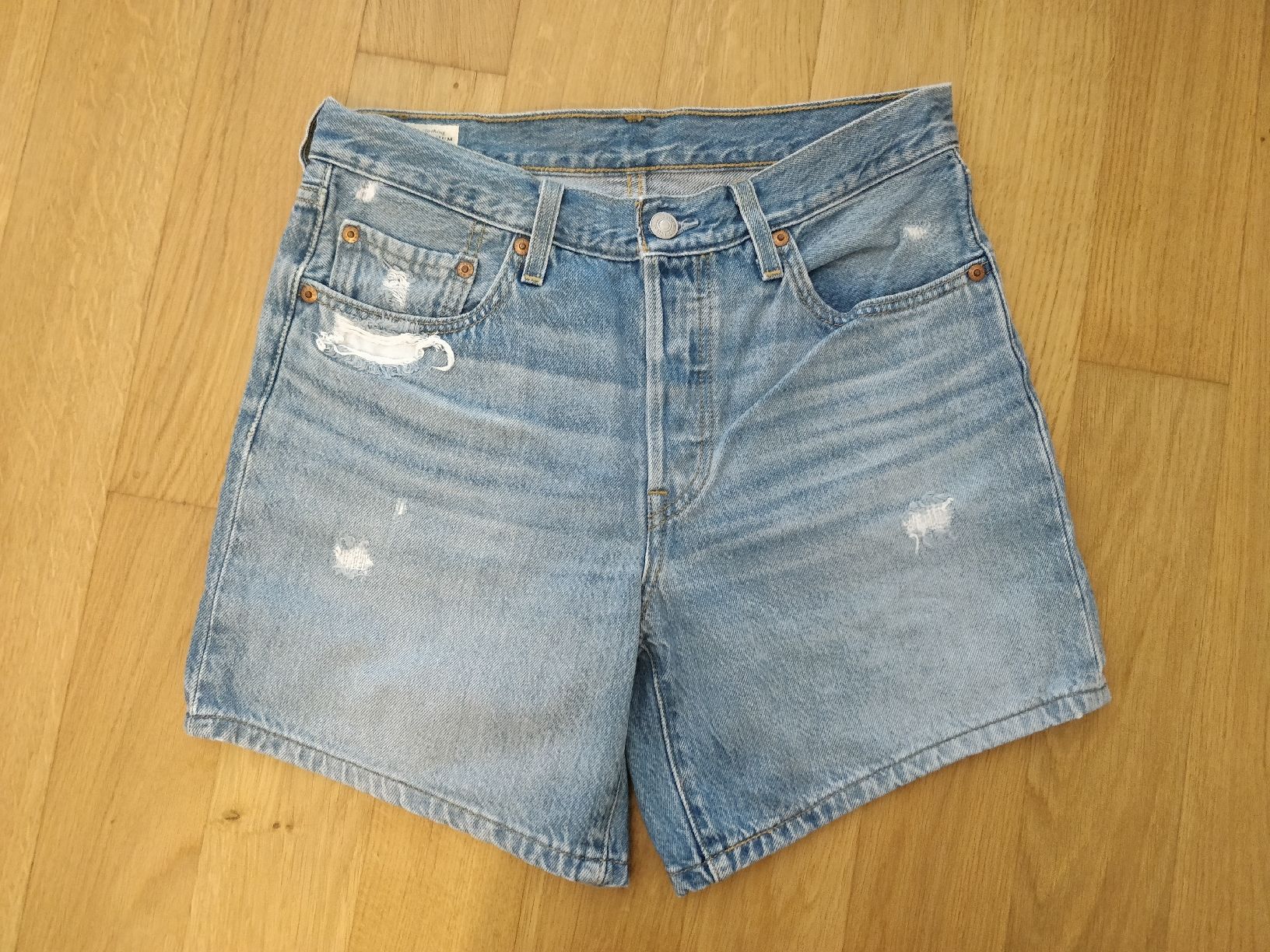Levi's Jeans: Levis Shorts W27 – Gebraucht aus Chur von Eona4