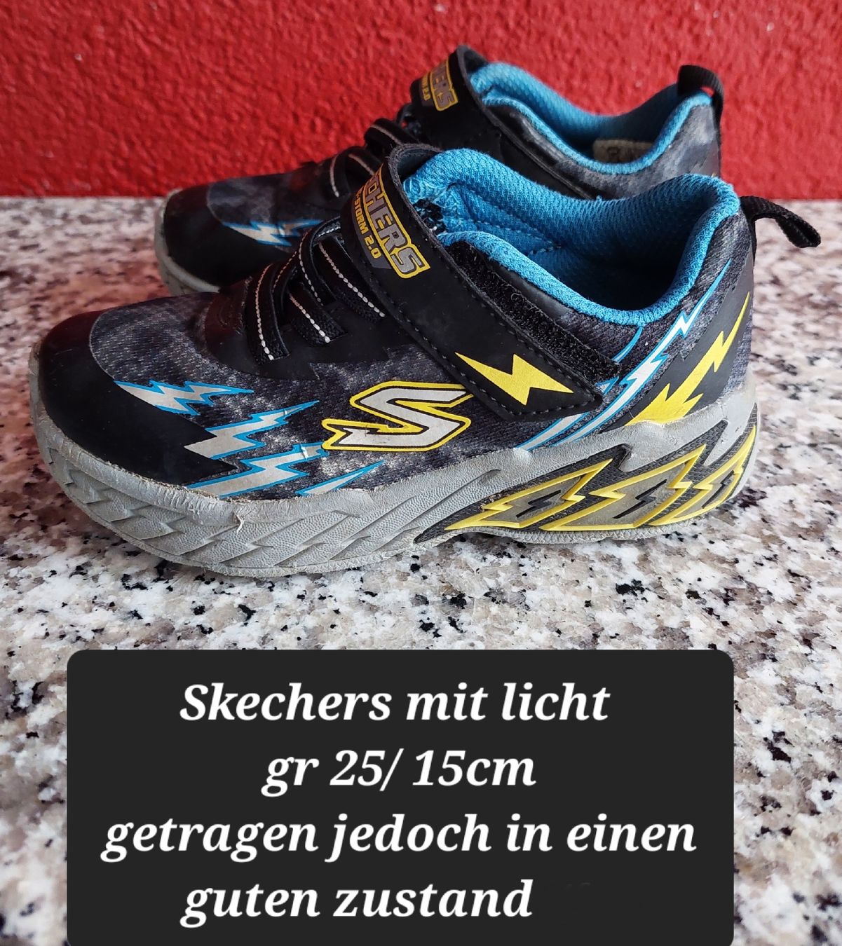 Skechers Schuhe für Jungen: Kinder Schuhe Skechers #25  – Gebraucht aus Stettlen von Dolores1987