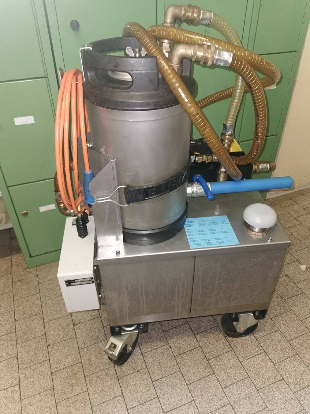Tutti gli attrezzi: Altölabsauger Ölschichtabsauger – Usato da Horgen venduto da Orbit06 1