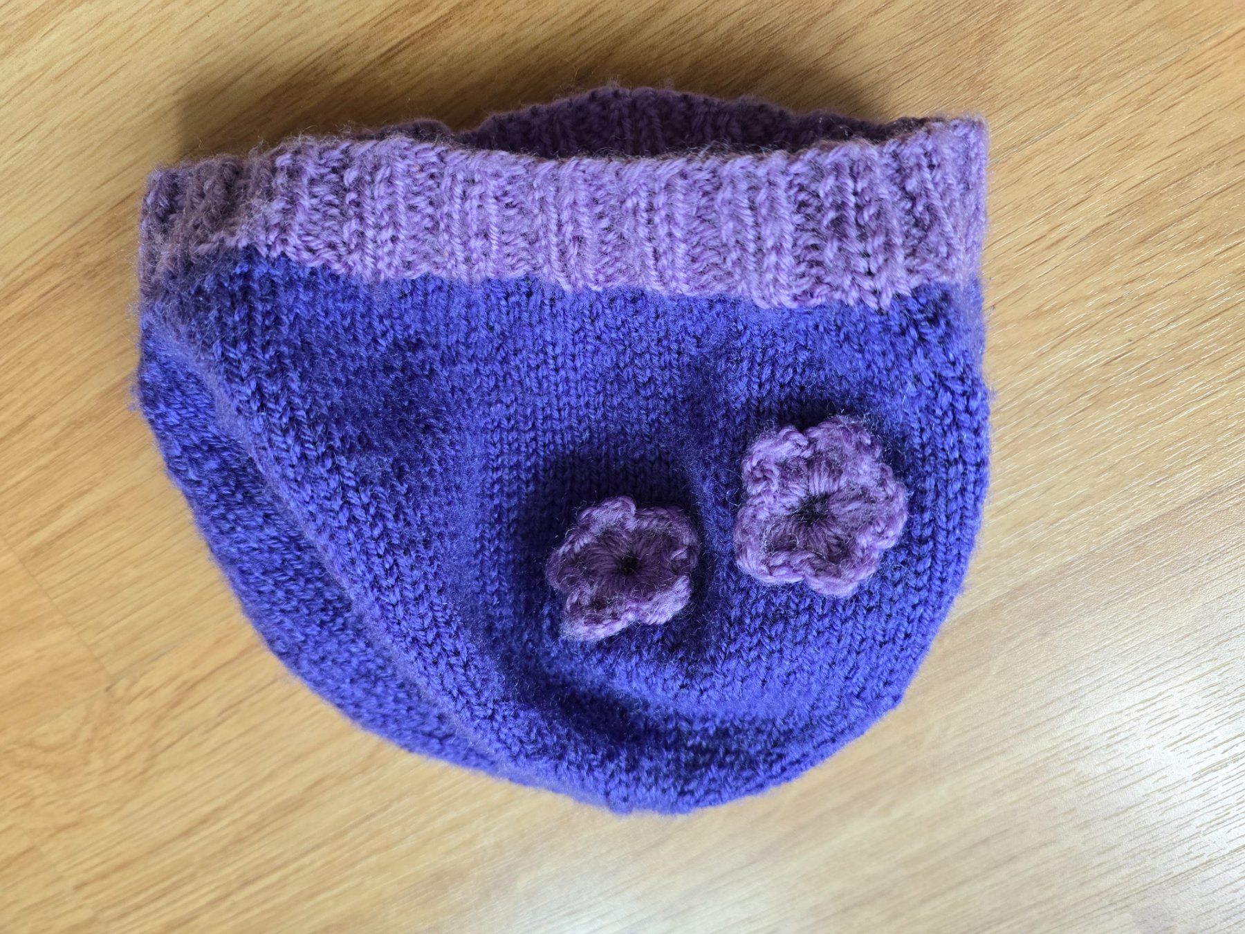 Altro abbigliamento per bambina: Kleinkindermütze handgestrickt – Usato da Büttikon AG venduto da Amineah