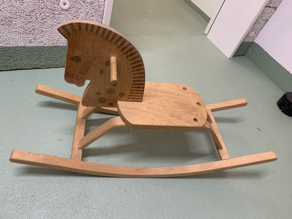 Giocattoli: Schaukelpferd aus Holz – Usato da Urdorf venduto da lil_bw7r 1