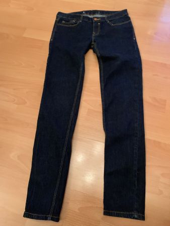 Joli jeans foncé Zara taille basse 40