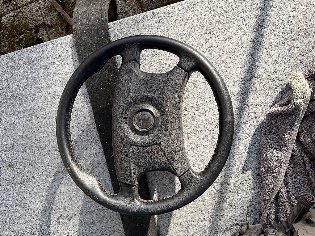 BMW Tutti pezzi di ricambio auto: Bmw e36 M3 Lenkrad – Usato da Muri AG venduto da Aero96