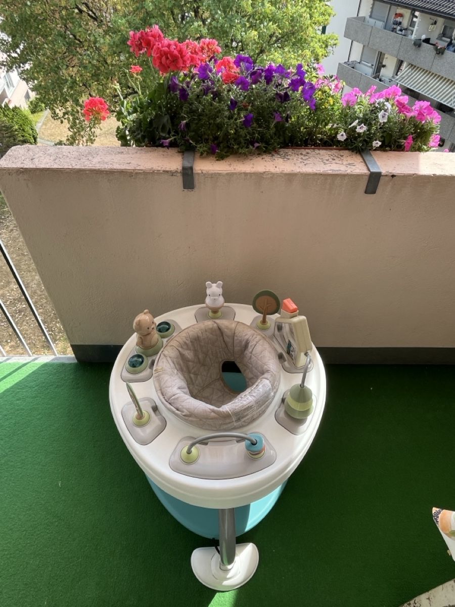 Giocattoli: Skip Hop Activity Center weiss hellblau – Usato da Stäfa venduto da vic_x2d6