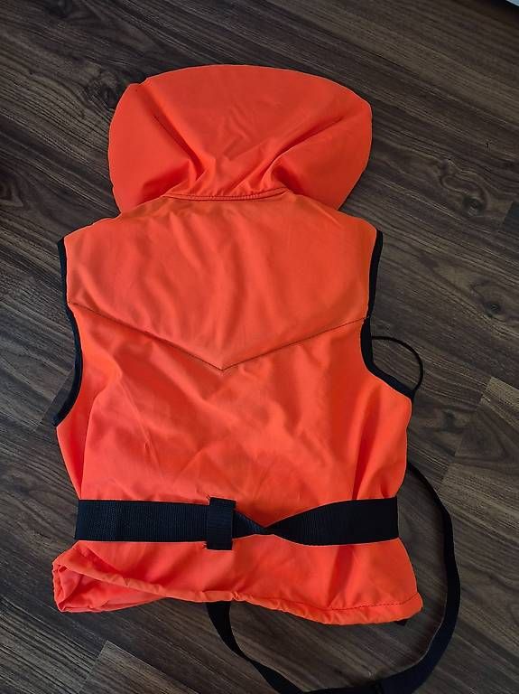 Giubbotti di salvataggio: Kinderschwimmweste – Usato da Heimisbach venduto da dstli 2