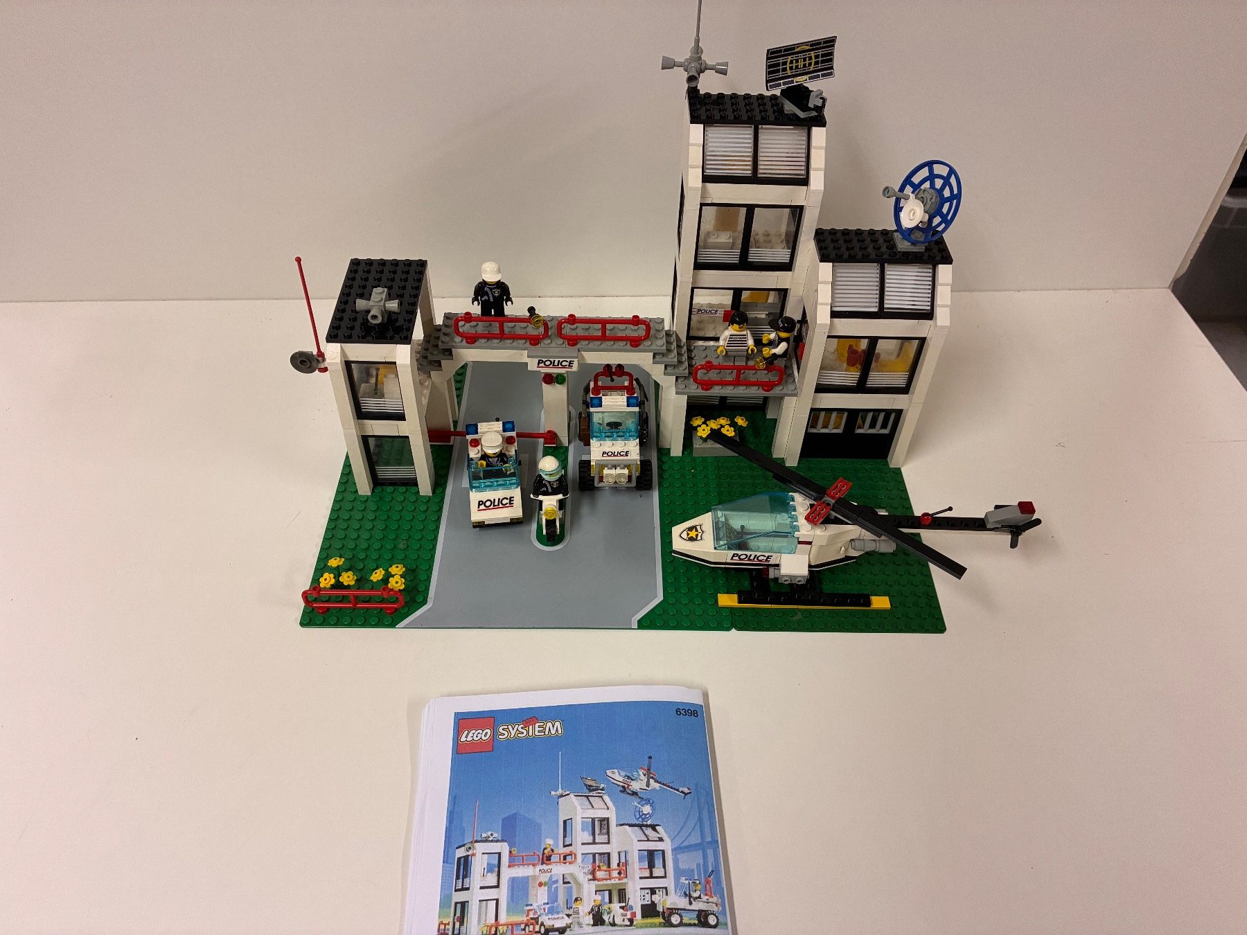 Lego Spielzeuge: LEGO Classic Town 6398 ab 1.- – Gebraucht aus Kerns von chriglim