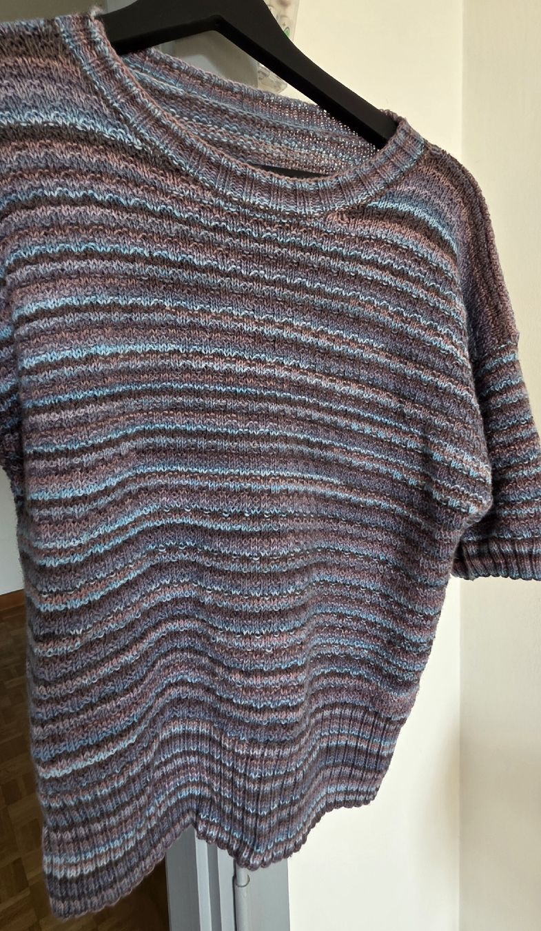Pullover & Sweatshirts: Pull manches 3/4 – Gebraucht aus Yverdon-les-Bains von van_dq65 1
