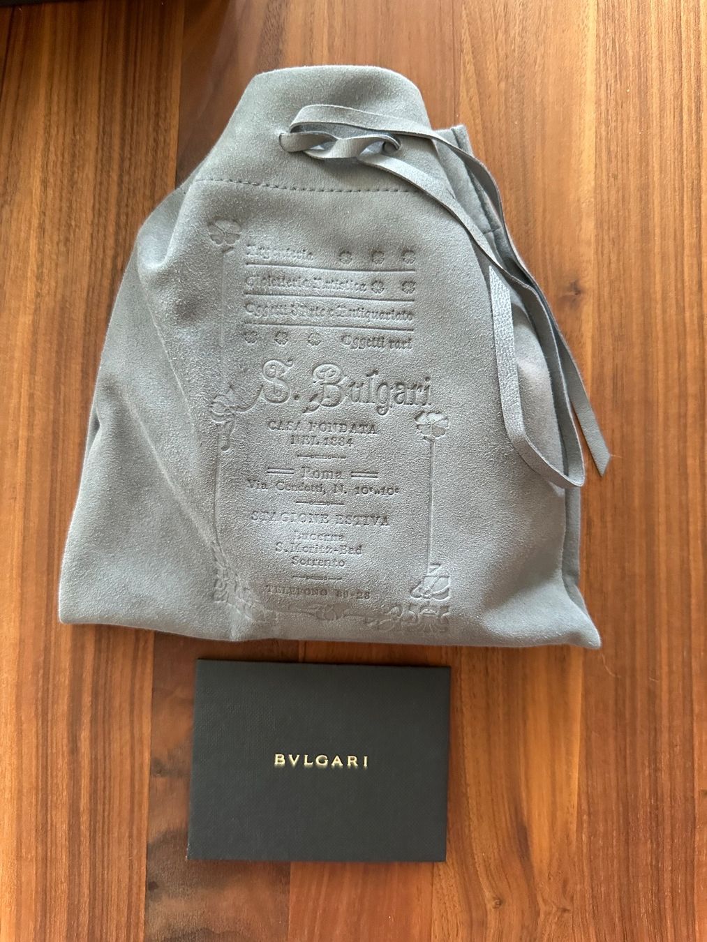 Bulgari Scatole porta orologi: BULGARI Beutel Wildleder – Nuovo (secondo la descrizione) da Bern venduto da belle07