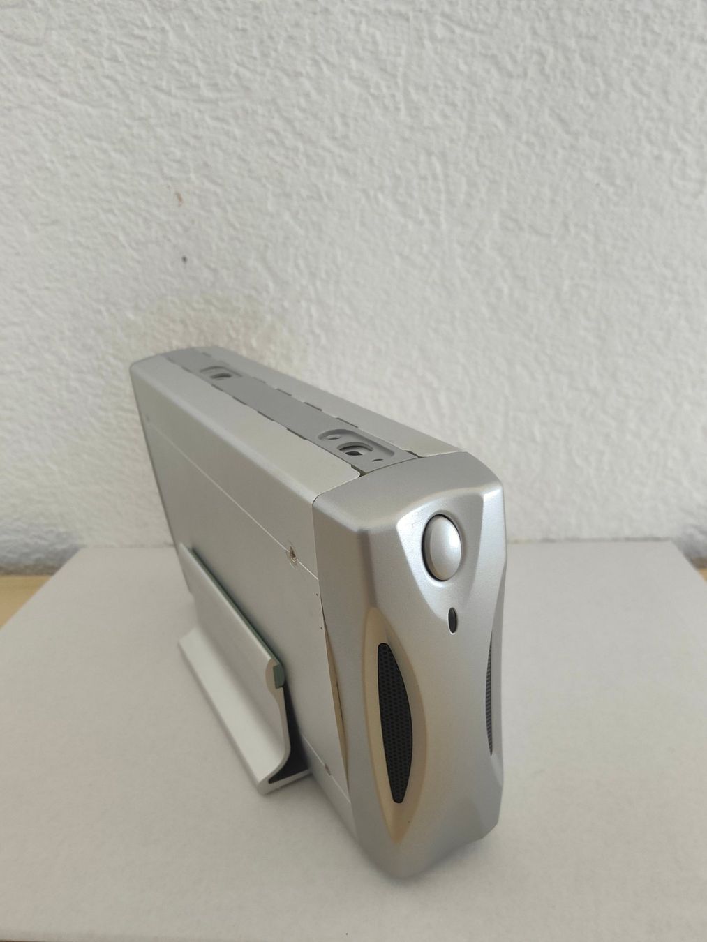 Dischi rigidi: Pyrogate X-Case 3,5 Hard Disk & Maxtor Hard Disk 200 GB – Usato da Wetzikon ZH venduto da Matrixx7
